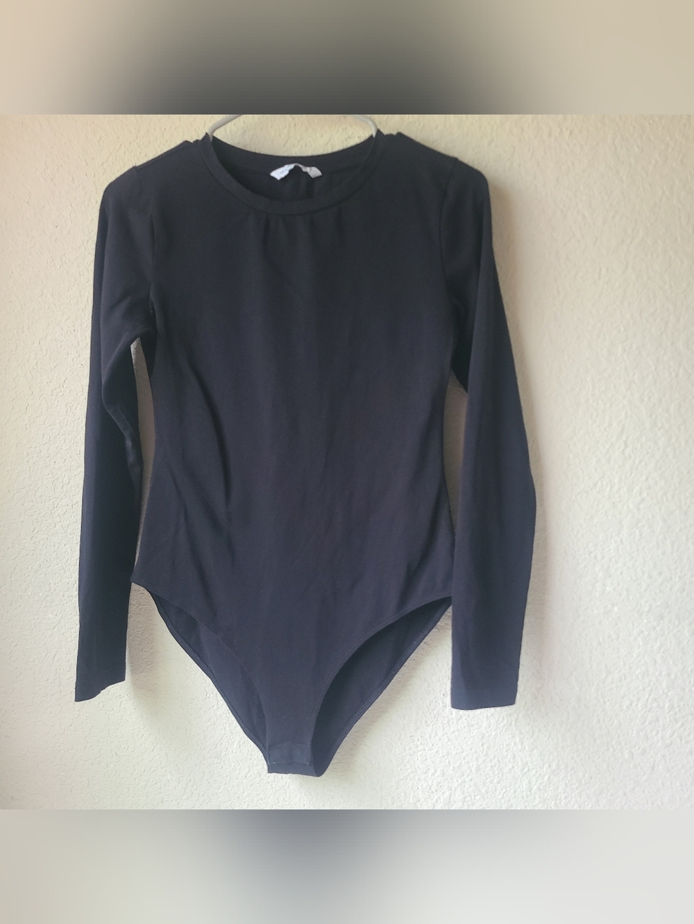MANGOPOP Black Long-Sleeve Women's  One-Piece Bodysuit Size S